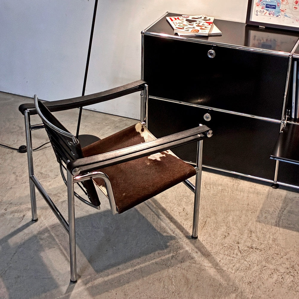 ル・コルビュジェ Le Corbusier LC1 スリングチェア ハラコレザー 牛革 名作家具 リプロダクト品 ●