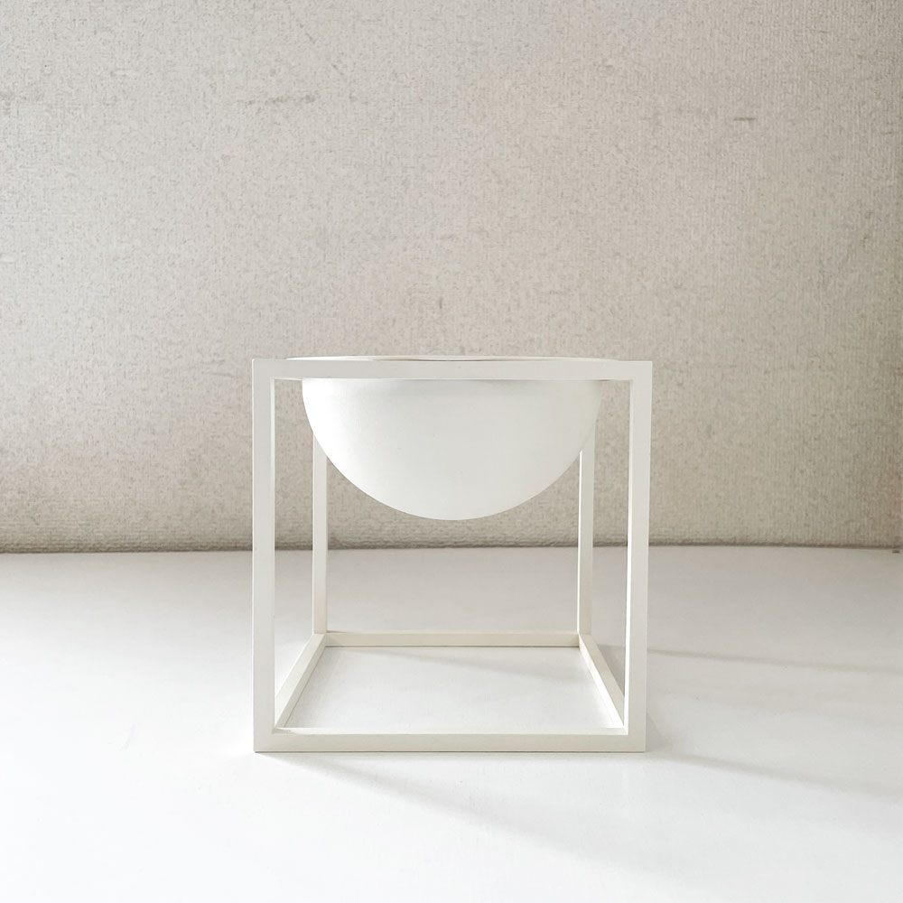 オドーコペンハーゲン Audo Copenhagen クブス Kubus ボウル スモール 14×14cm ホワイト フラワーポット 小物入れ 参考価格￥31,780- ◎