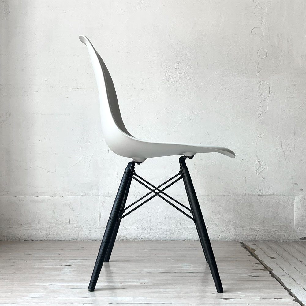 ハーマンミラー HermanMiller サイドシェルチェア アルパイン×エボニー ドゥエルレッグ  ポリプロピレン製 イームズ ミッドセンチュリー A ★