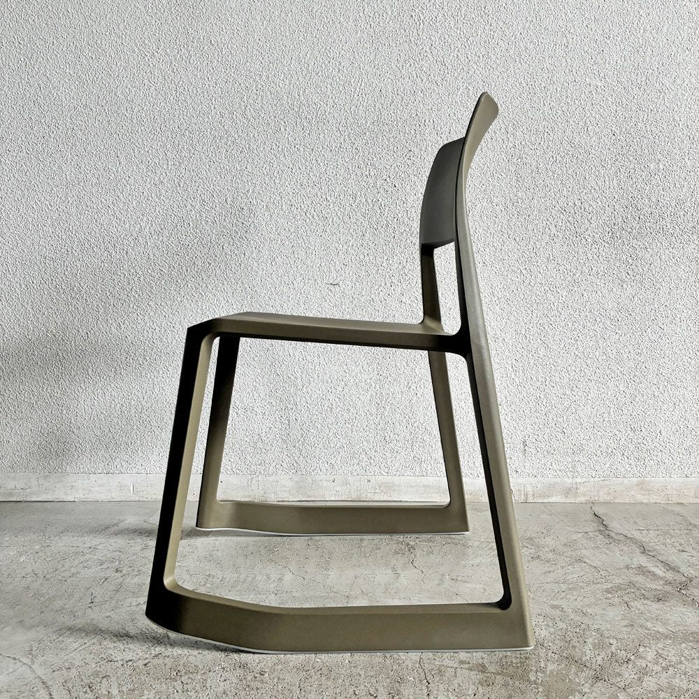 ヴィトラ Vitra ティプトン Tip Ton ワークチェア ダイニングチェア デスクチェア オリーブ スタッキング チルト機能 現行定価￥47,300- 未使用保管品 C 〓