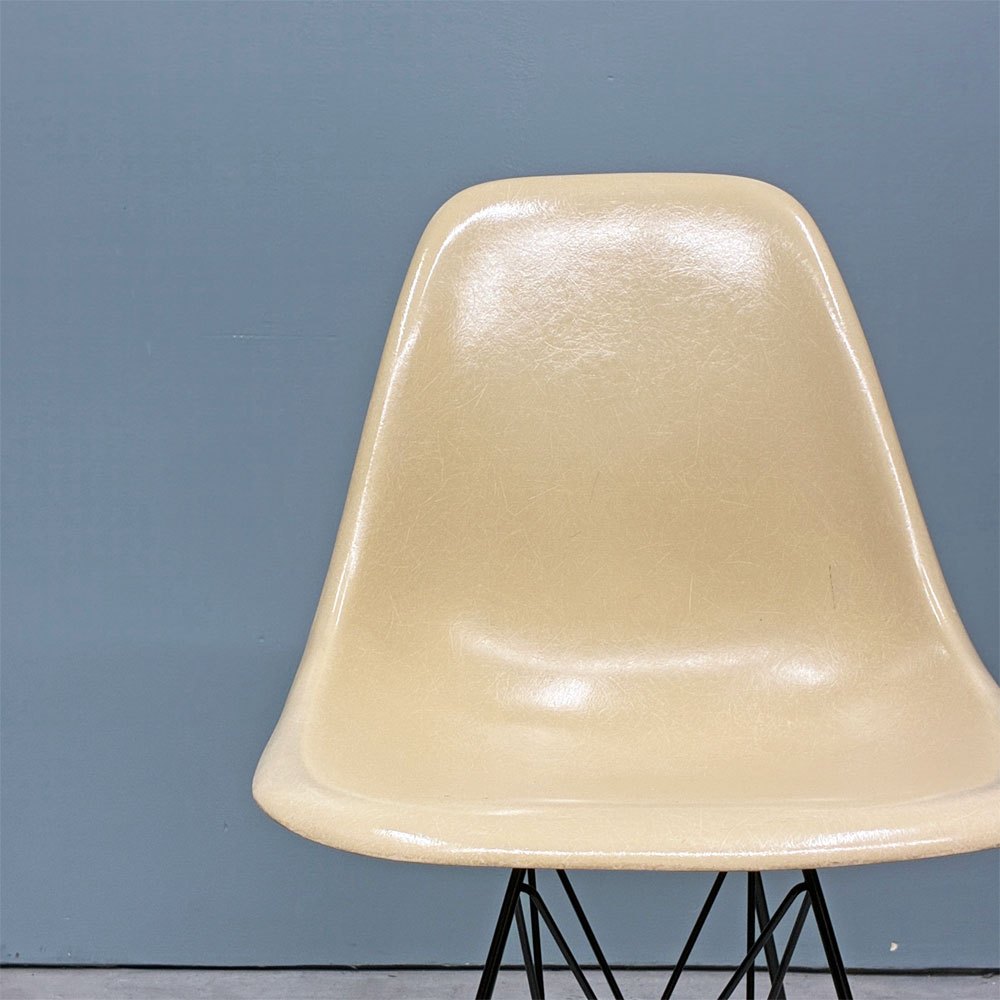 ハーマンミラー Herman Miller サイドシェルチェア セカンド 2nd ビンテージ FRP製 パーチメント エッフェルベース C&R イームズ ミッドセンチュリー ◎