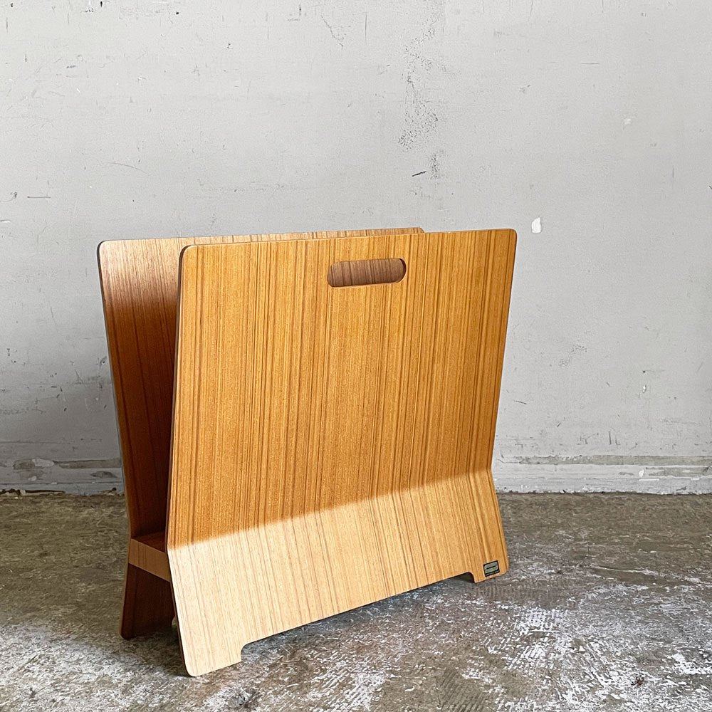 サイトーウッド SAITO WOOD プライウッド マガジンラック チークグレイン アユース材 ハンドル付き W44cm 廃番モデル ■