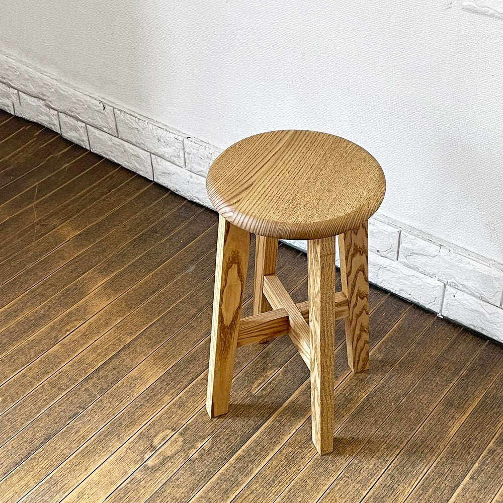 松野屋 日本の丸椅子 小 国産タモ材×オイル仕上げ スツール 荒物問屋 暮らしの道具 定価￥33,000- 美品 ◎