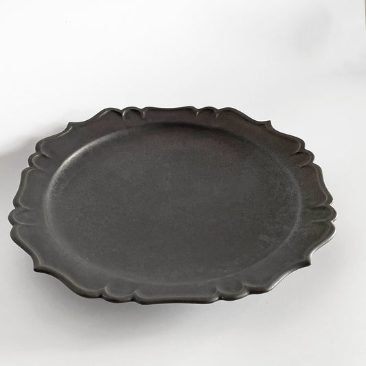 木下和美 輪花プレート 黒釉 磁器 26cm 現代作家 ■