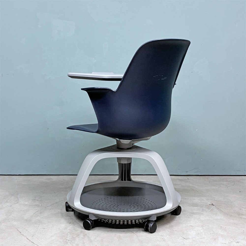 スチールケース Steelcase ノード node ミーティングチェア オフィスチェア ネイビー 可動式サイドテーブル＆キャスター付 ◎