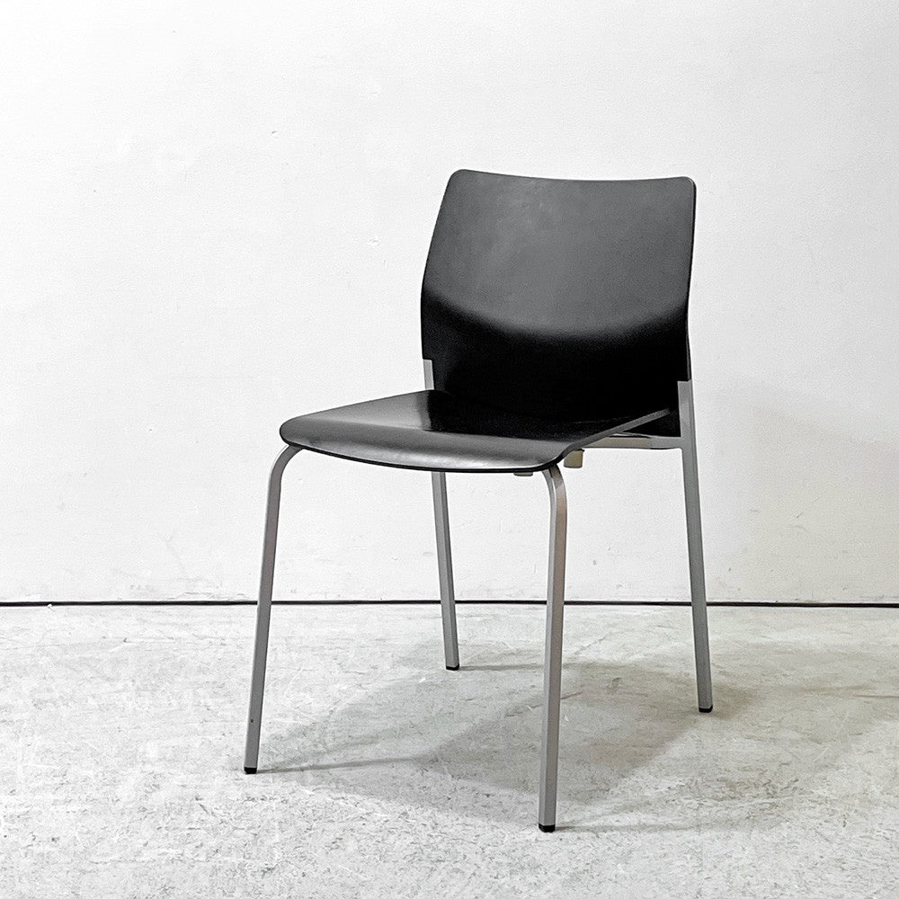 カッシーナイクスシー Cassina ixc. ロビン ROBIN スタッキングチェア ダイニングチェア プライウッド ブラック モダンデザイン 廃番 A ●