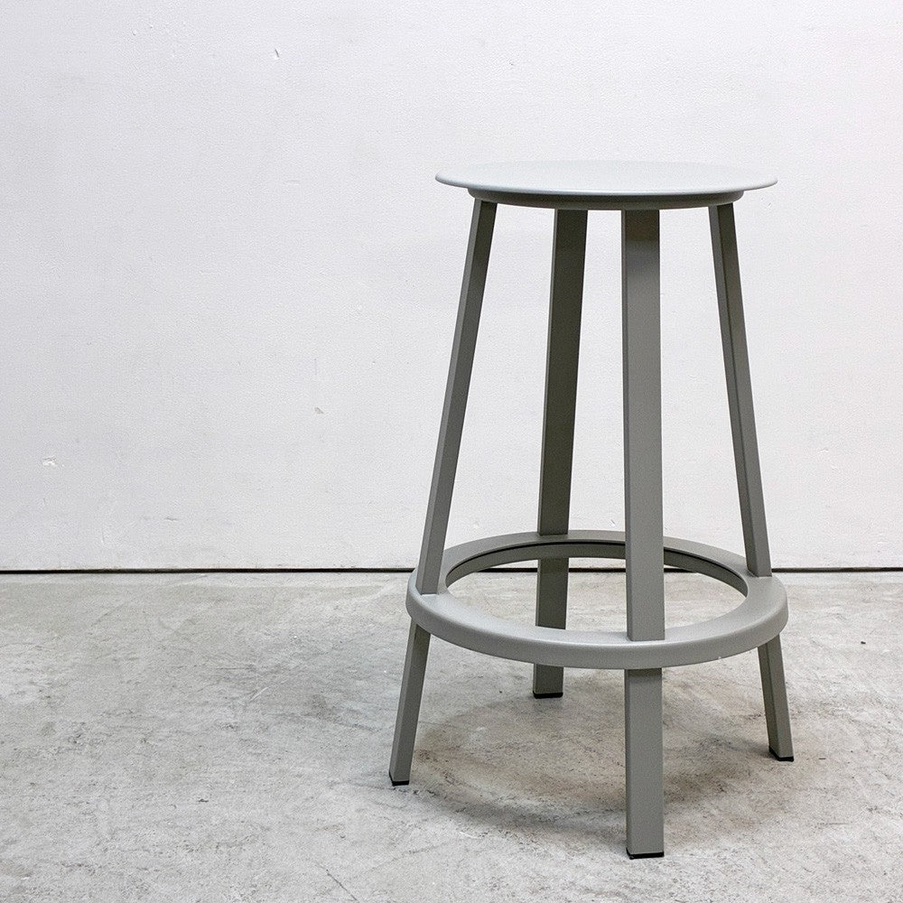 ヘイ HAY リボルバー バースツール ロー REVOLVER BAR STOOL LOW H65cm スカイグレー 回転式座面 レオン・ランズメイヤー デンマーク 定価¥51,700- B ●