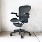 ハーマンミラー Herman Miller アーロンチェア Bサイズ ランバーサポート フル装備 グラファイトベース ビル・スタンフ ＆ ドン・チャドウィック シート下クッション交換済★