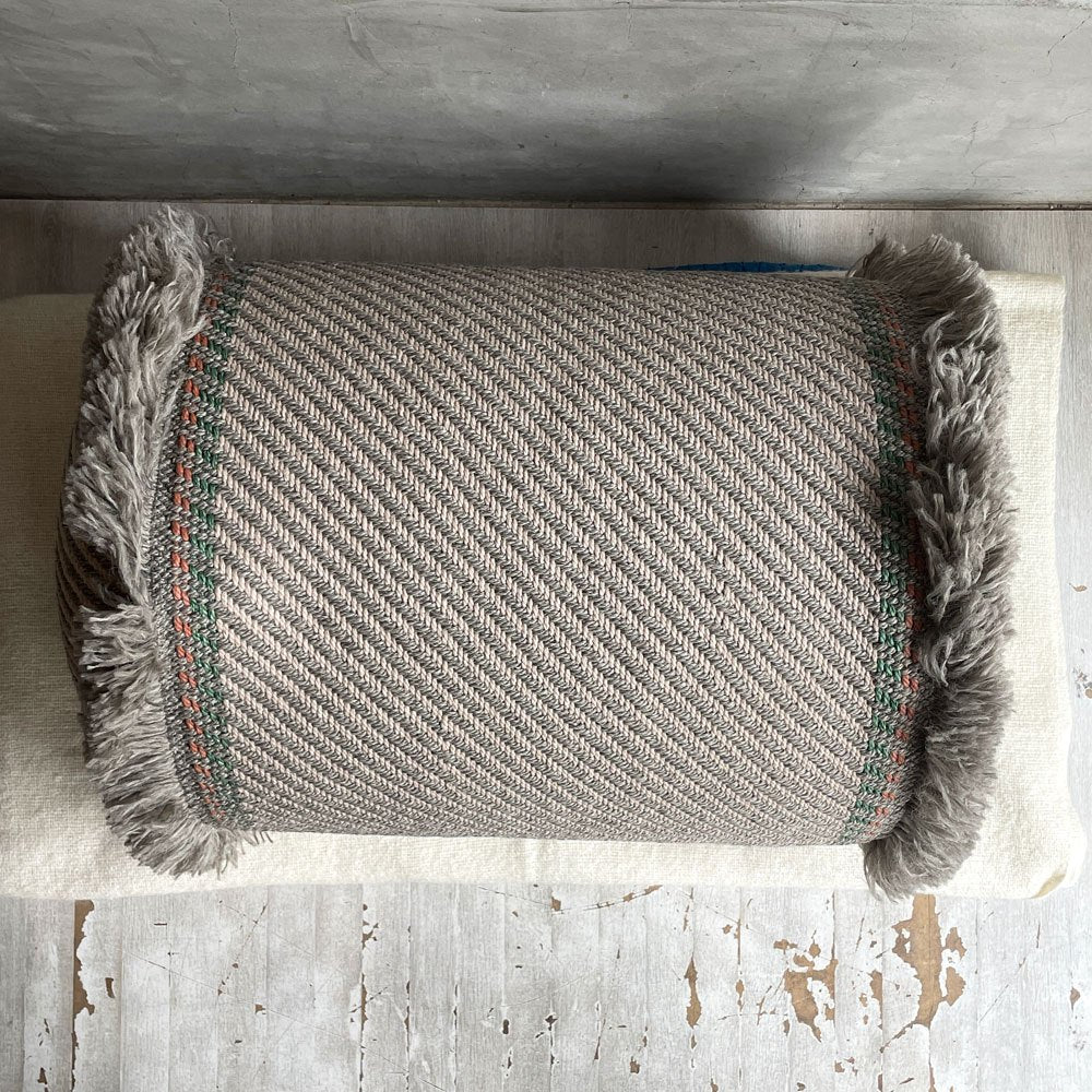 ガン GAN ガーデンレイヤーズ Garden Layers ビッグロール Big Roll クッション カバーリング スペイン パトリシア・ウルキオラ 定価￥176,000- ♪