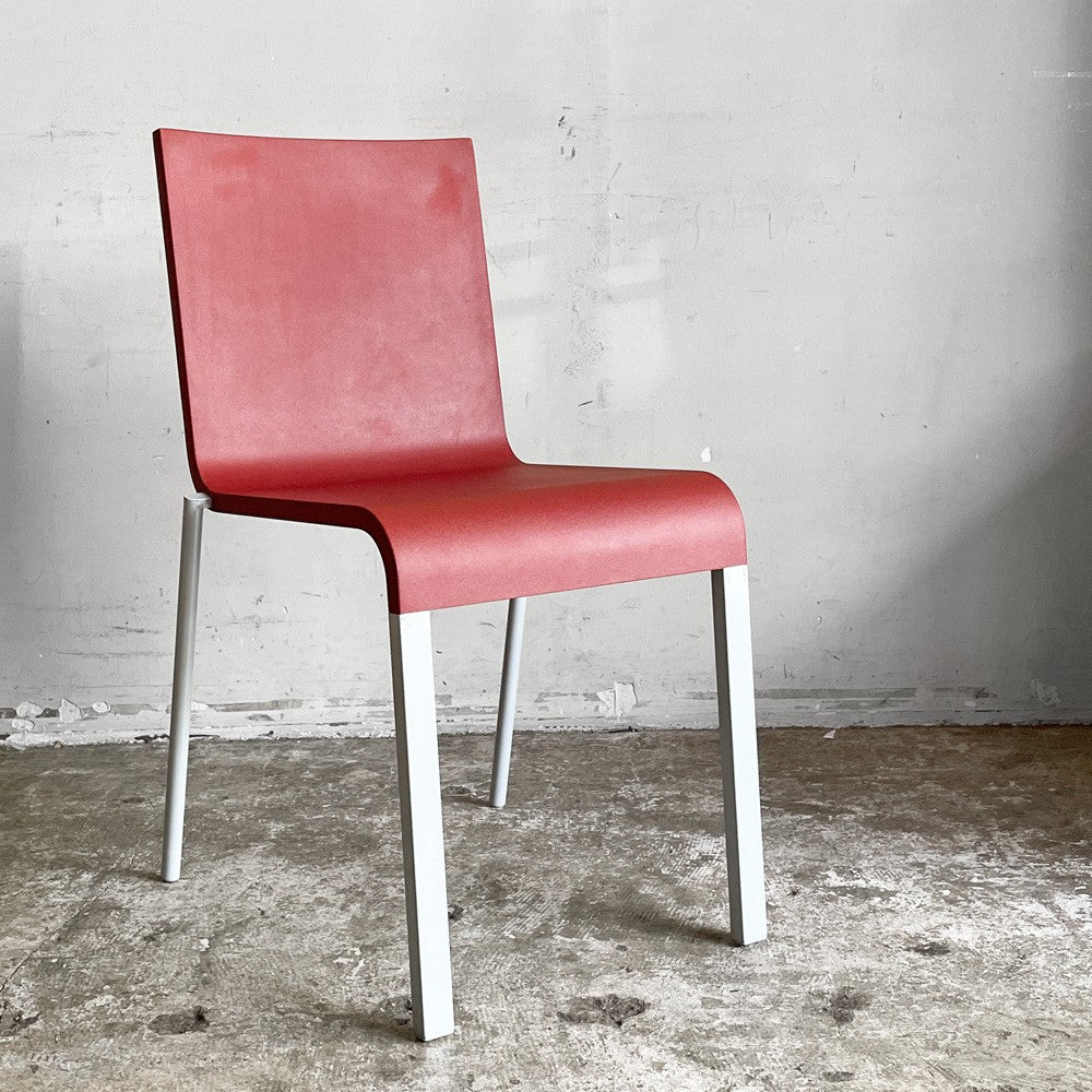 ヴィトラ vitra. ゼロスリー .03 ダイニングチェア スタッキングチェア マールテン・ヴァン・セーヴェレン Maarten Van Severen レッド B ■