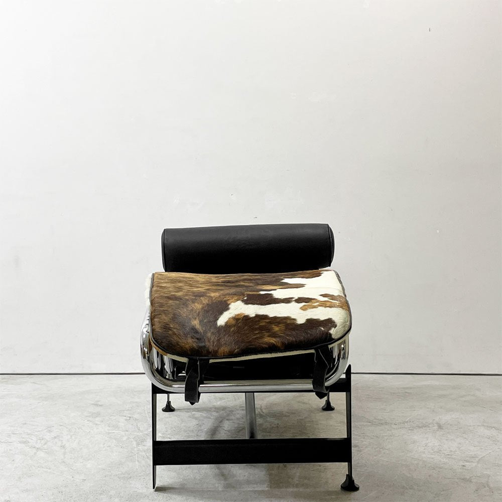 ル・コルビュジェ LE CORBUSIER LC4 シェーズロング ポニースキン ステンレス 長椅子 ミッドセンチュリー リプロダクト ●
