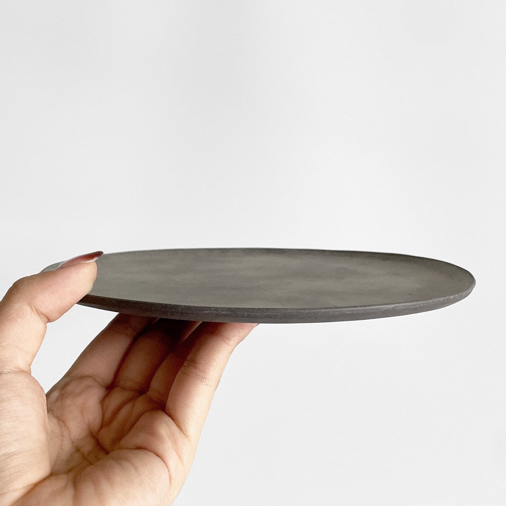 吉田次朗 リムプレート ラウンド 平皿 ホワイトグレー Mサイズ Φ19cm 陶器 現代作家 ■