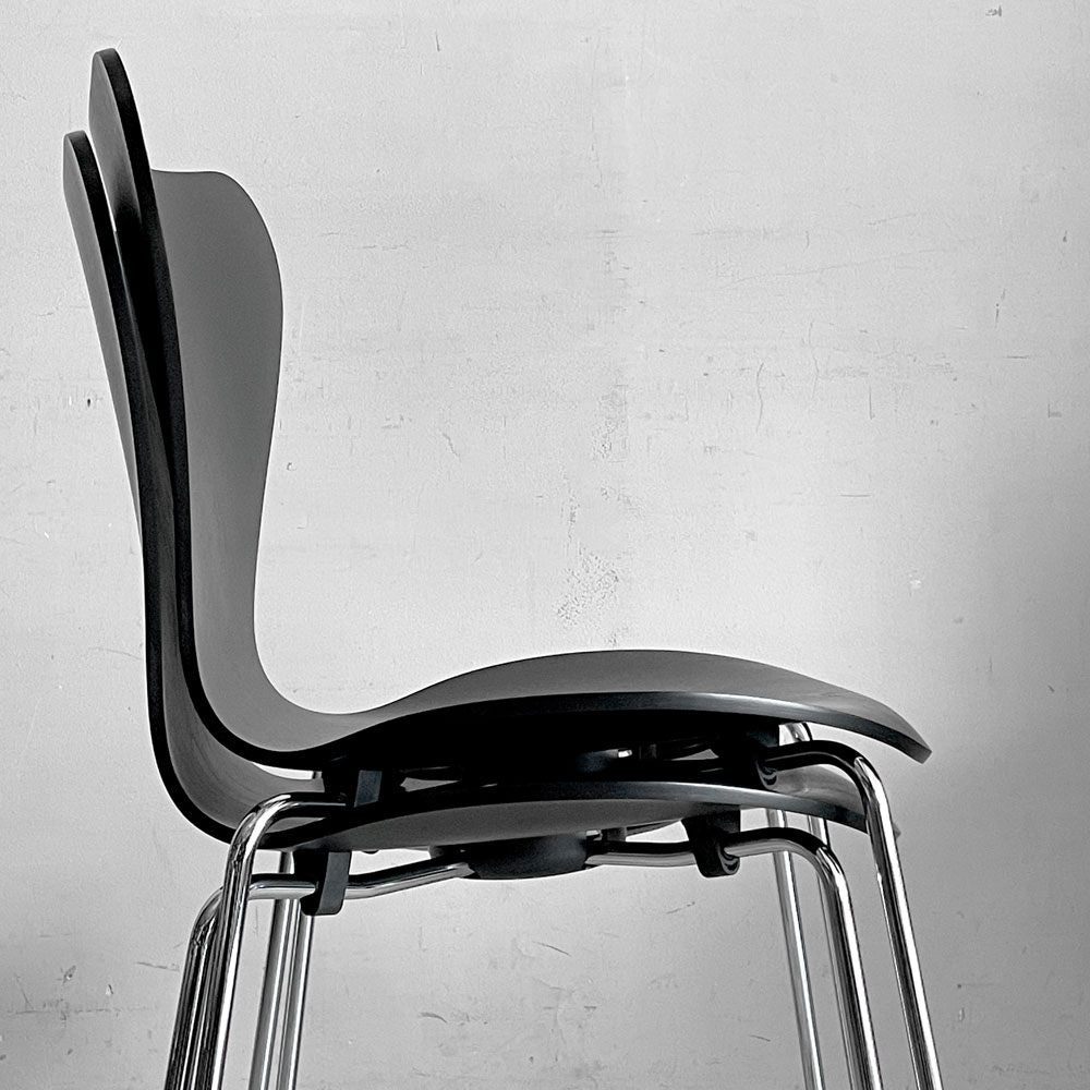 フリッツハンセン Fritz Hansen セブンチェア ダイニングチェア カラードアッシュ ブラック アルネ・ヤコブセン 北欧 デンマーク 定価￥75,680- 美品 B■