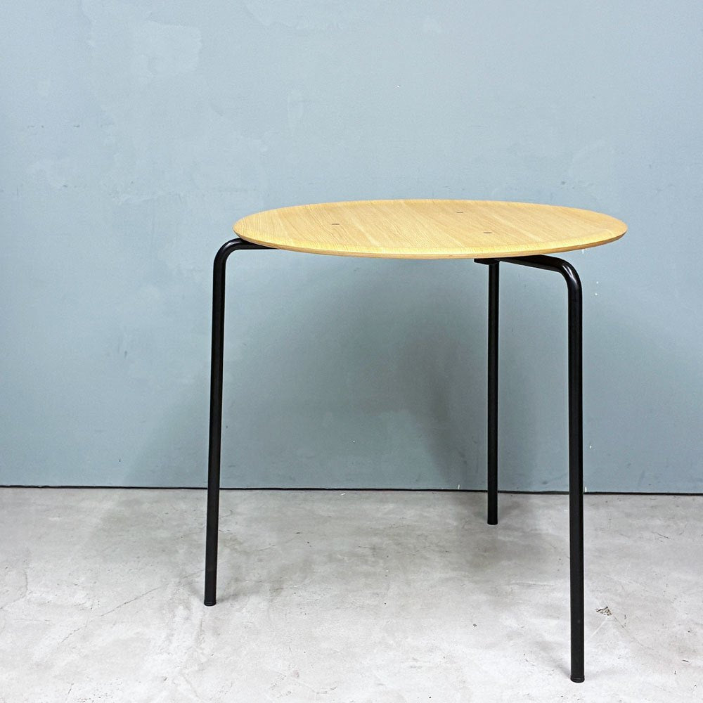 エンゲルブレヒト Engelbrechts ケヴィ KEVI 2010 ダイニングテーブル オーク材 プライウッド カフェテーブル 70cm 3本脚 ヨルゲン・ラスムッセン デンマーク 未使用品 B ◎