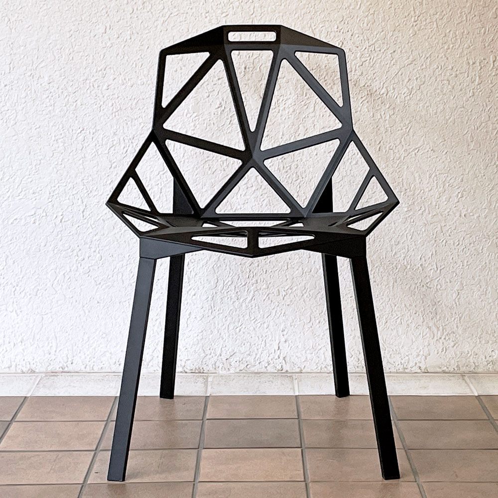 マジス MAGIS チェアワン CHAIR ONE ダイニングチェア コンスタンチン・グルチッチ ブラック スタッキング 屋外使用可 イタリア 定価83,600円 ◇