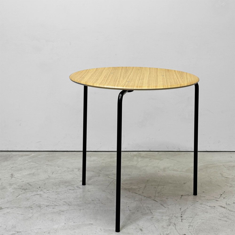 エンゲルブレヒト Engelbrechts ケヴィ KEVI 2010 ダイニングテーブル オーク材 プライウッド カフェテーブル 70cm 3本脚 ヨルゲン・ラスムッセン デンマーク 未使用品 B ●