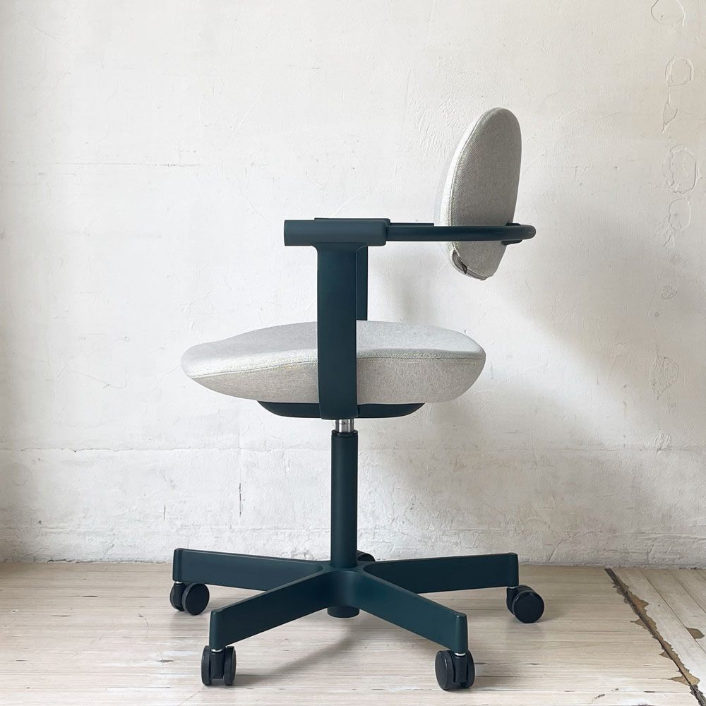 イトーキ ITOKI バーテブラゼロサン vertebra03 デスクチェア 5本脚 キャスター ダークグリーン ファブリック グレー 柴田文江 ★