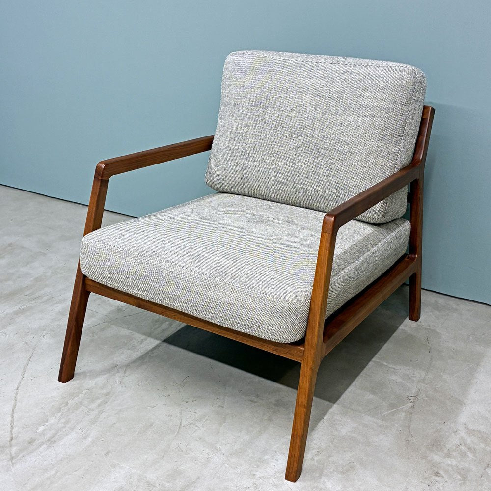 モーダエンカーサ moda en casa ニッセ NYSSE ラウンジチェア 1Pソファ ウォールナット ファブリック 北欧モダン ◎