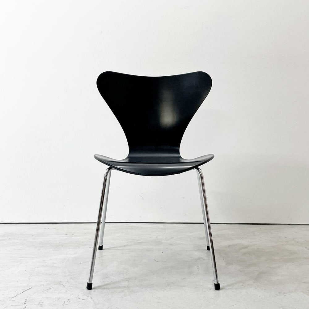 フリッツハンセン Fritz Hansen 3107 セブンチェア ダイニングチェア スタッキングチェア ブラック ラッカー再塗装 アルネ・ヤコブセン デンマーク 北欧家具 ●