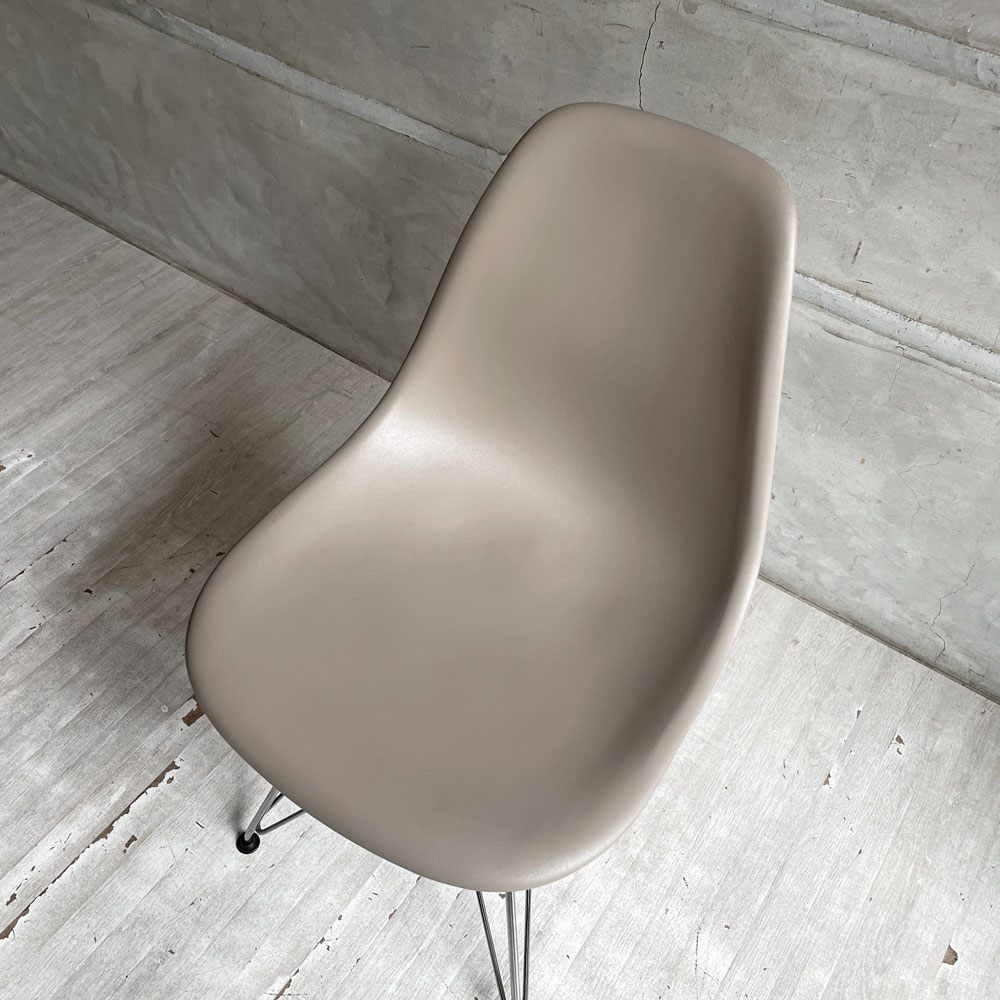 ハーマンミラー Herman Miller サイドシェルチェア ポリプロピレン製 エッフェルベース C&R イームズ ミッドセンチュリー ココア 定価￥¥67,100-♪