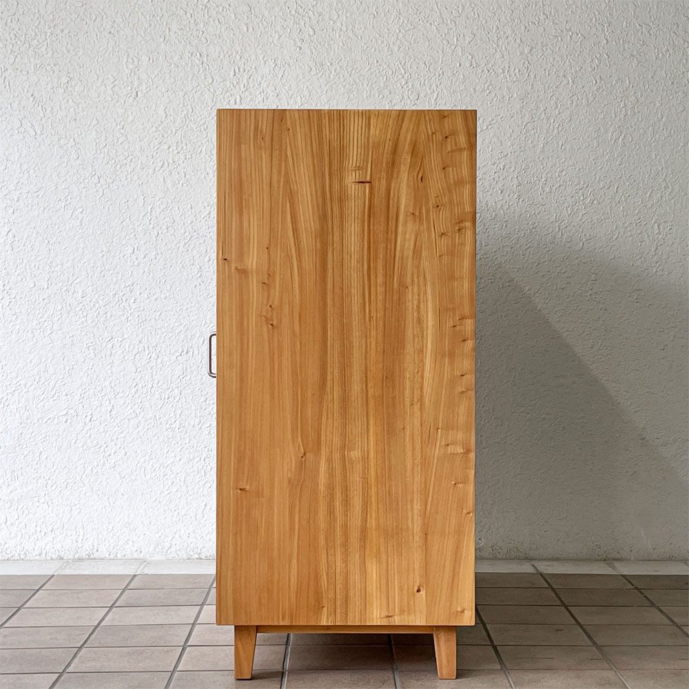 巣巣 susu ガラスキャビネット 食器棚 本棚 チーク無垢材 引き戸扉 北欧テイスト ナチュラルデザイン ◇