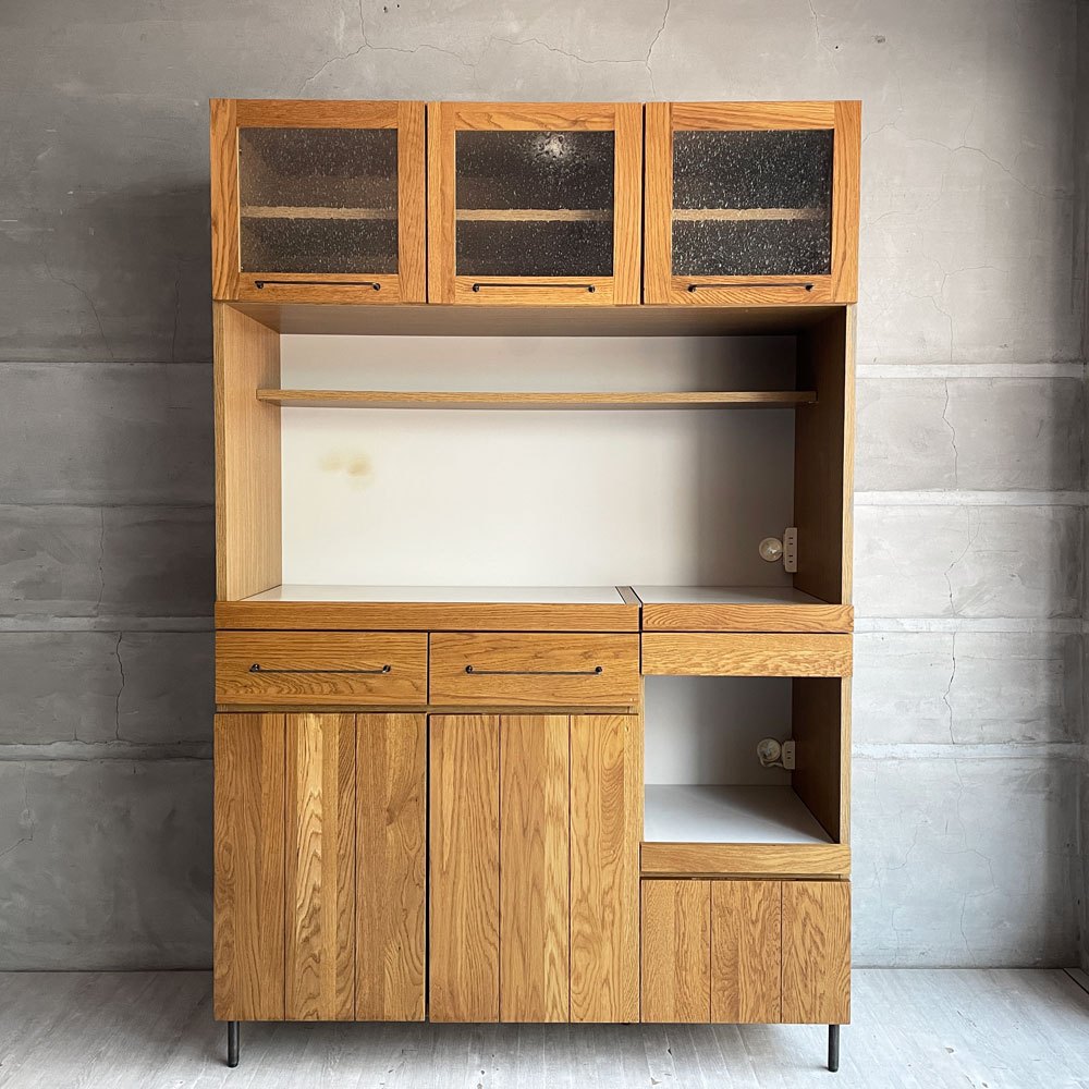 アデペシュ a.depeche カデル cadeal キッチンボード 1200 食器棚 オーク材 泡ガラス コンセント付 定価¥173,800-♪