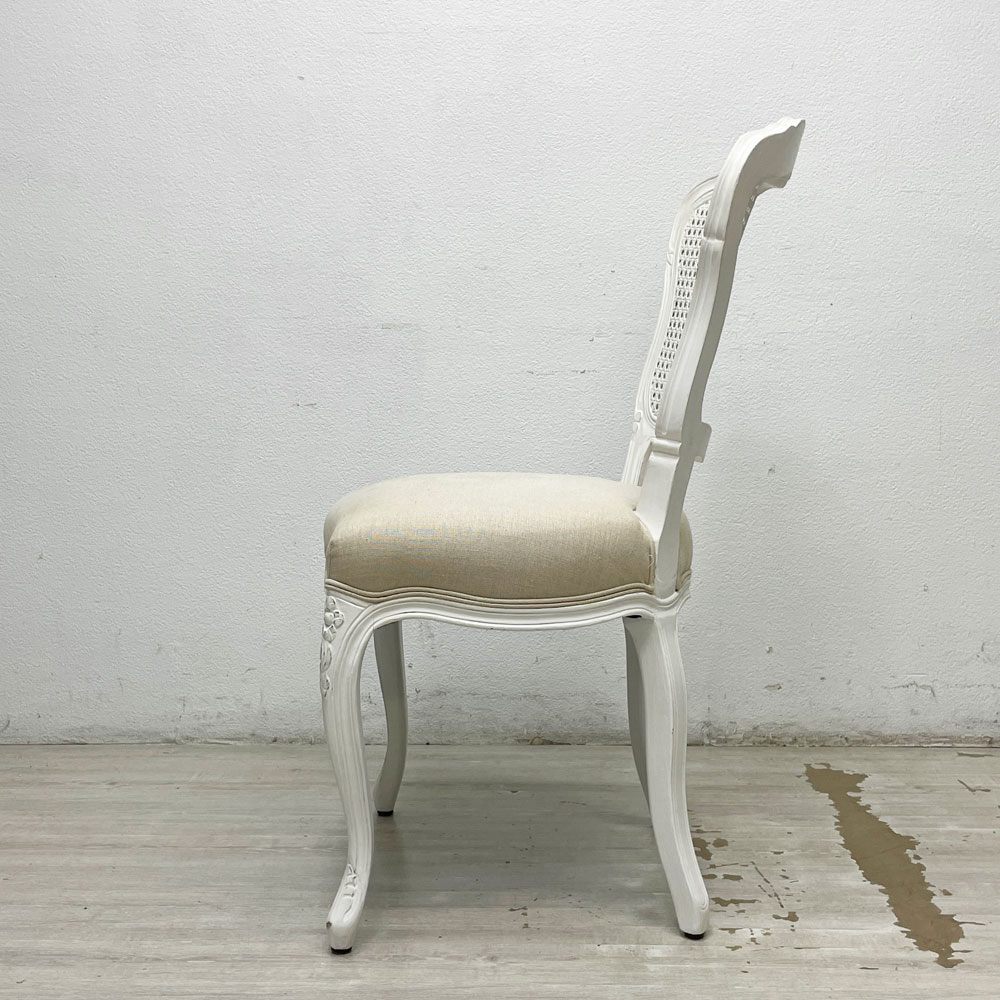 サラグレース Sarah Grace SGD デビュー ダイニングチェア DEBUT DINING CHAIR CHARM BD WHITE&NATURAL LINEN ラタンバック アンティーク風 参考定価 \55,000- A ●