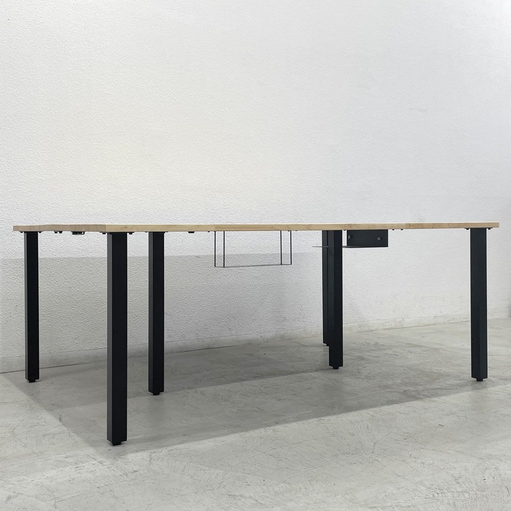 かなでもの KANADEMONO ザ・テーブル THE TABLE デスク ラバーウッド W180 x D120cm シンプルトレイ付き ブラックスチール 〓