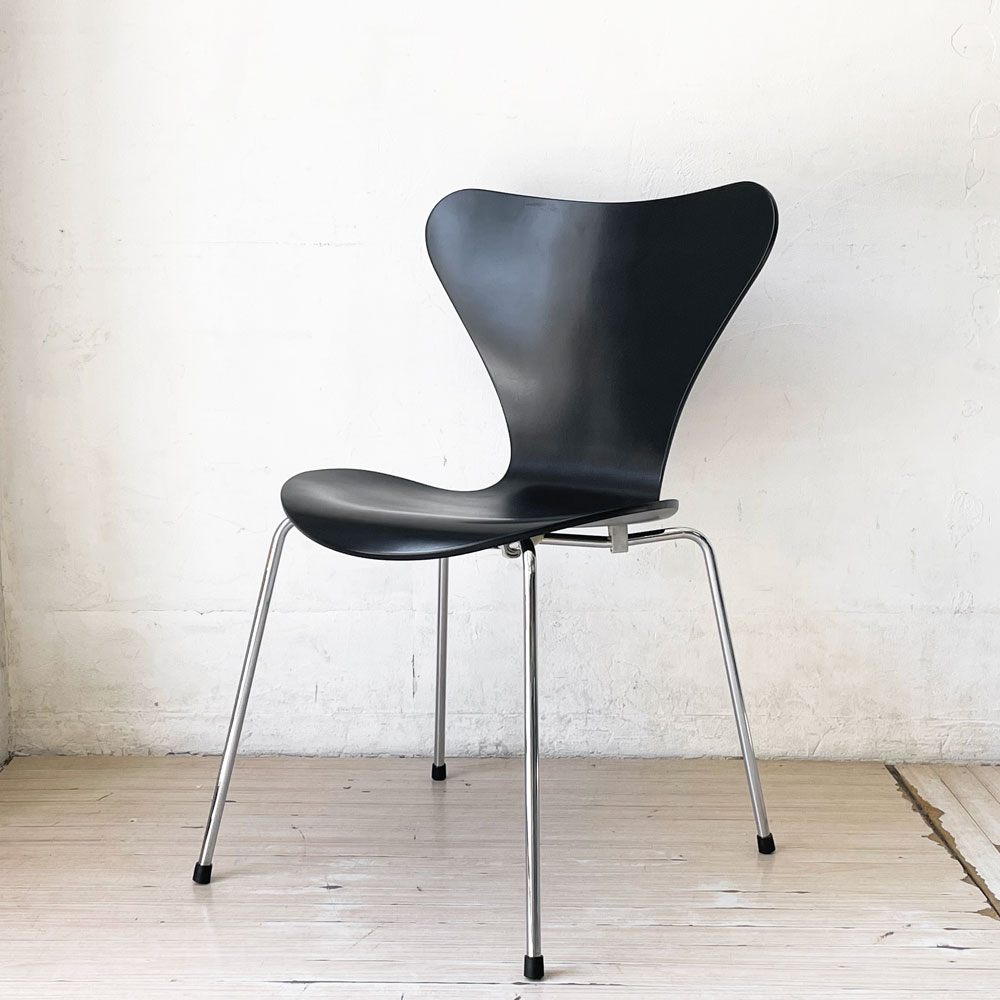 フリッツハンセン Fritz Hansen セブンチェア ダイニングチェア ブラック ラッカー再塗装 アルネ・ヤコブセン デンマーク スタッキングチェア 北欧家具 ★