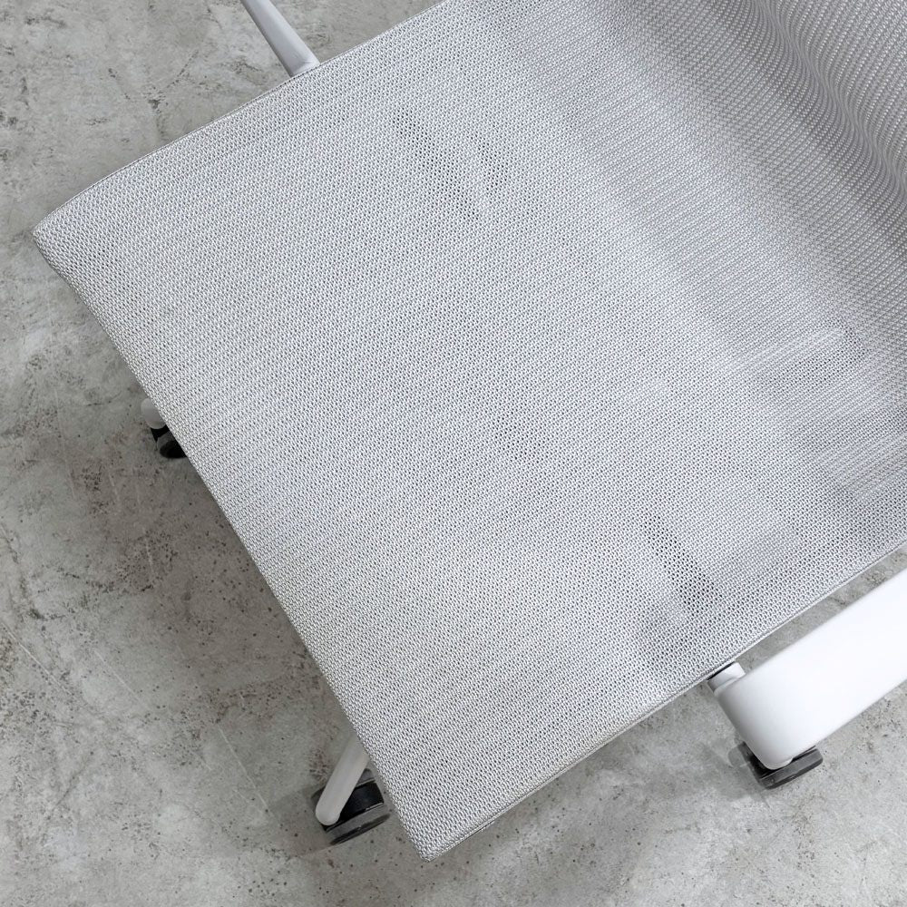 ヴィトラ Vitra フィジックス Physix デスクチェア オフィスチェア アルベルト・メダ シルバーグレー×ソフトグレー キャスターベース 昇降機能 リクライニング 2022年製 ●
