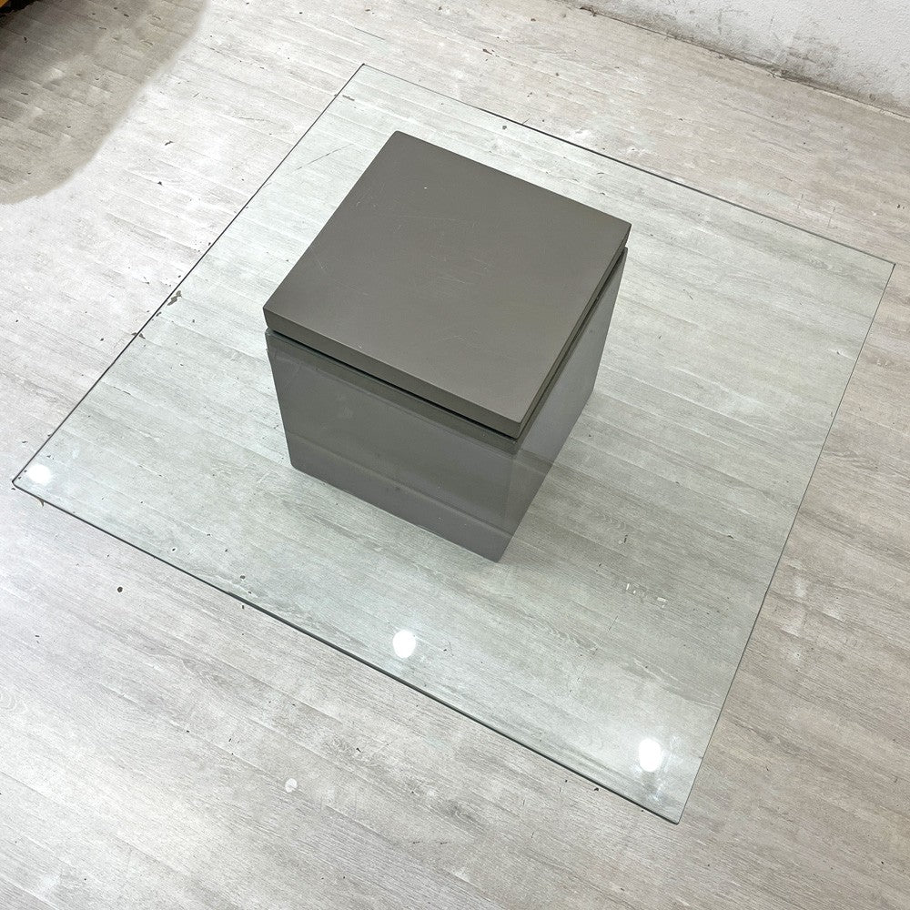 モーダエンカーサ moda en casa フライングテーブル FLYING TABLE コンクリートベース ガラス ローテーブル コーヒーテーブル 定価 ￥74,800- ●
