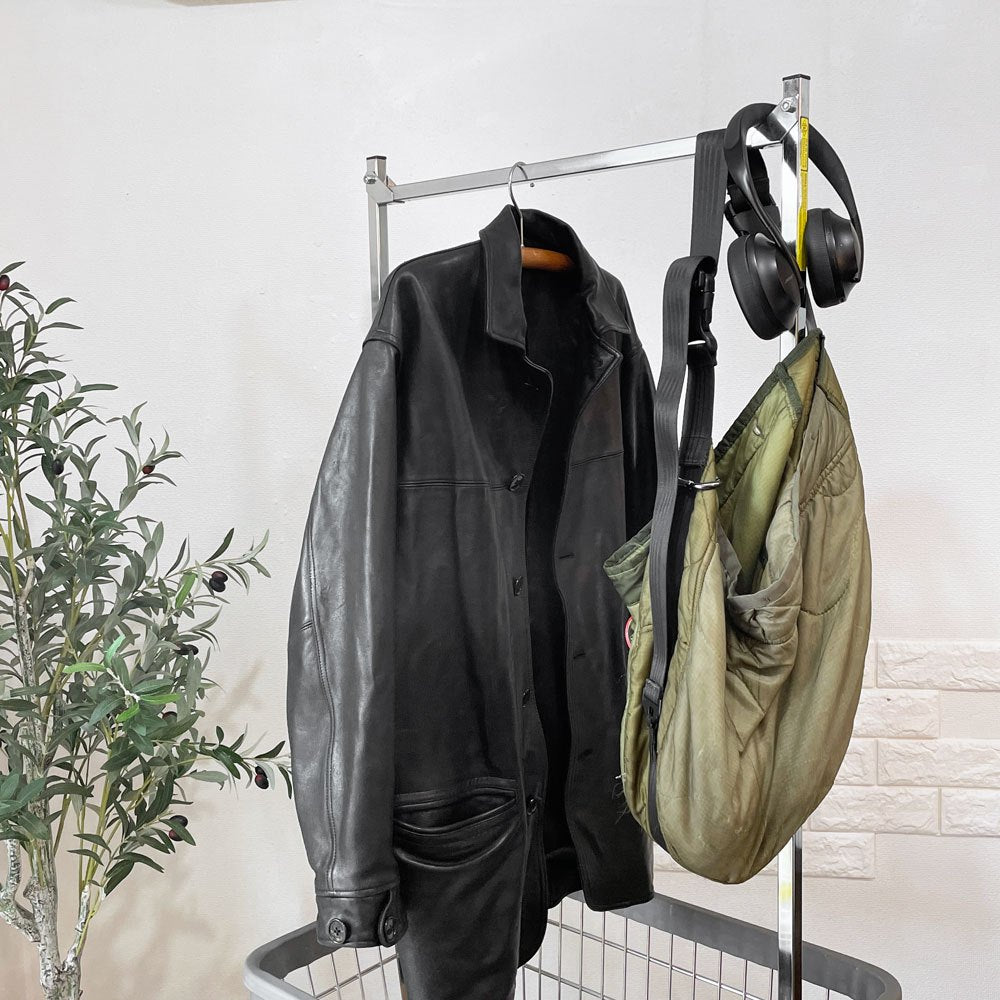 R&B ワイヤープロダクツ R&B WIRE PRODUCTS USA ランドリーカートダブルポール パシフィックファニチャーサービス P.F.S.取扱 定価：￥46,200- ◎