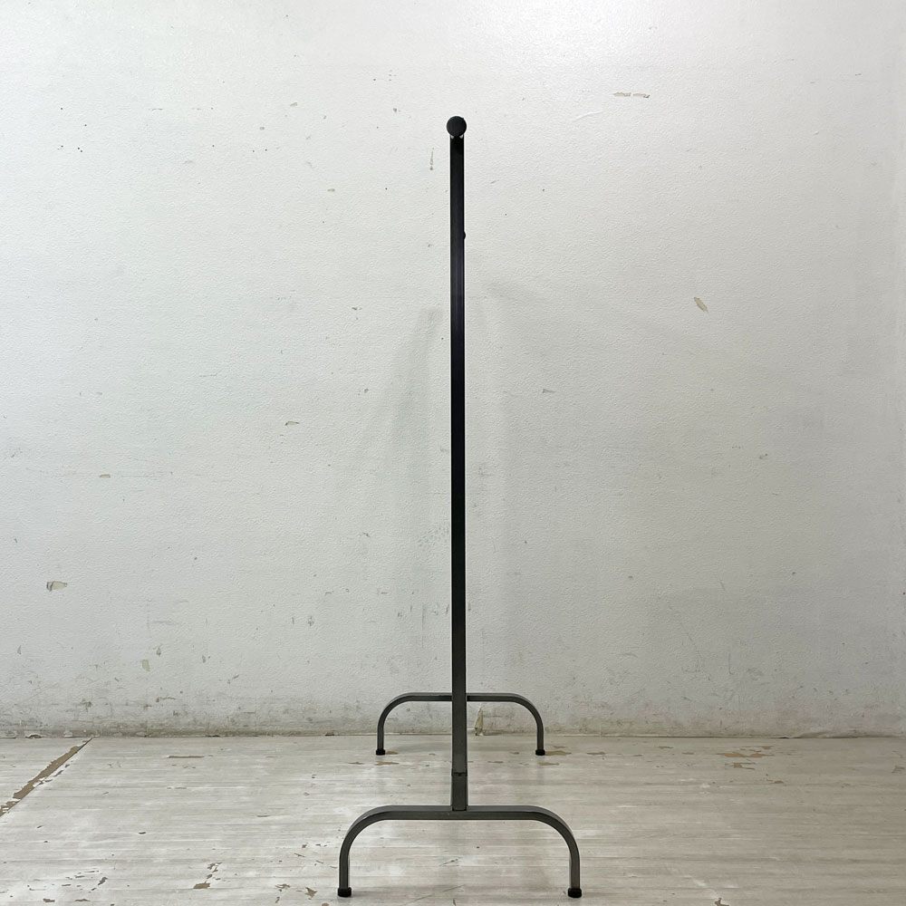 インダストリアルデザイン Industrial design スチール製 ハンガーラック W105cm アジャスター付き 店舗什器 工業系 ●