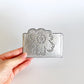 マリメッコ marimekko インプリント カードホルダー ウニッコ Imprint Card Holder Unikko シルバー カードケース ポーチ付き 北欧 ■