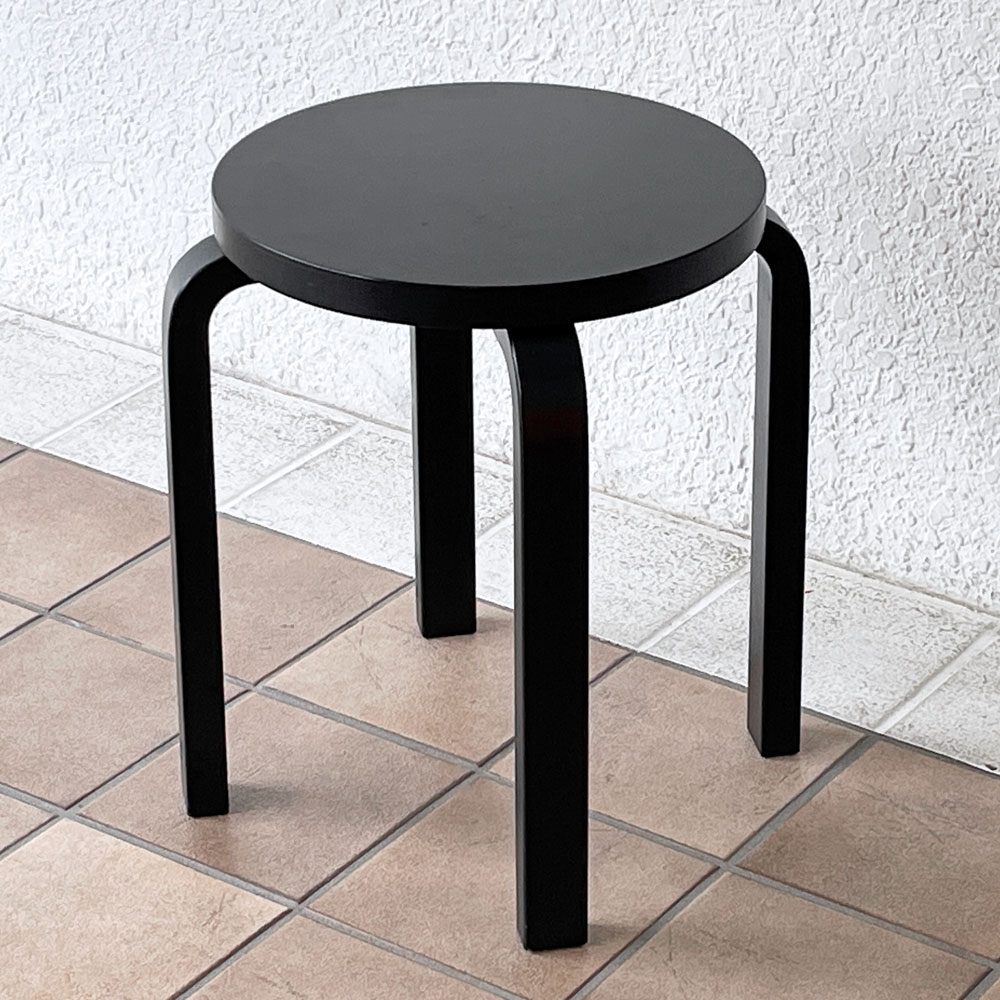 アルテック artek スツール60 E60 オールブラック ラッカー 4本足 アルヴァ・アアルト フィンランド 北欧家具 ◇