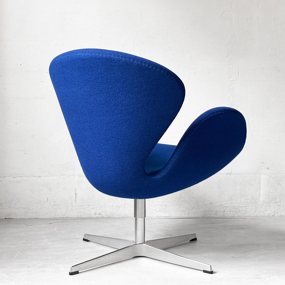 フリッツハンセン Fritz Hansen スワンチェア SWAN ラウンジチェア イージーチェア ブルー ファブリック アルネ・ヤコブセン ミッドセンチュリー 北欧家具 ★
