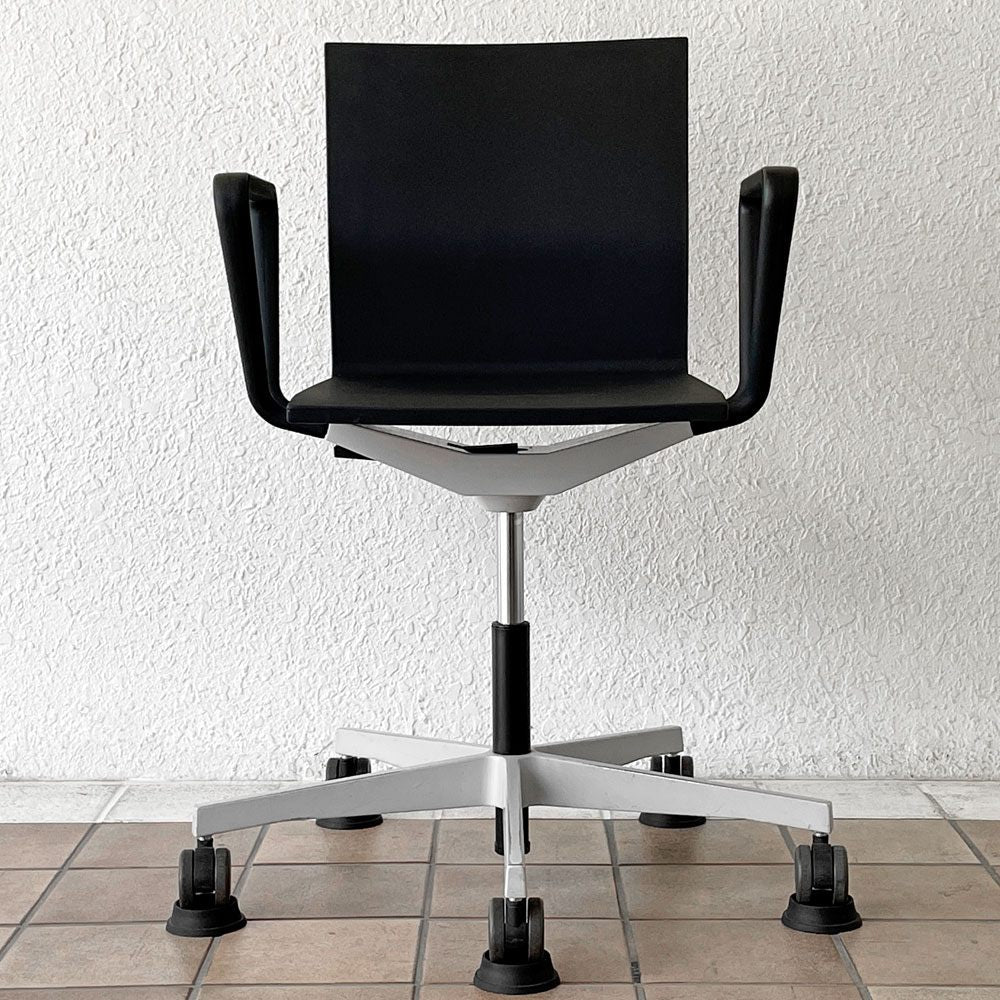 ヴィトラ vitra ゼロフォー 04. スタジオチェア アームチェア ブラック マールテン・ヴァン・セーヴェレン 昇降機能 デスクチェア◇