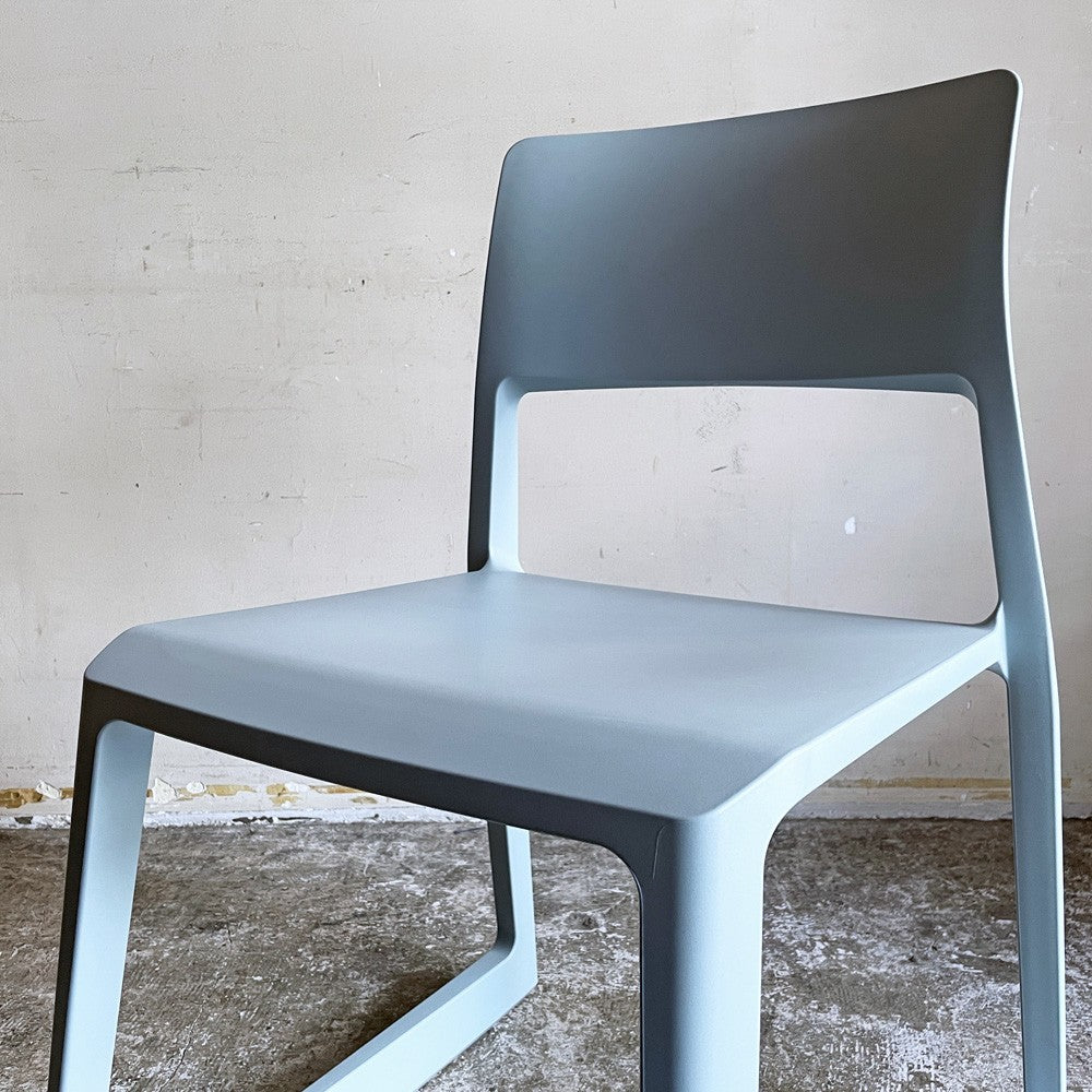 ヴィトラ Vitra ティプトン Tip Ton ダイニングチェア デスクチェア アイスグレー スタッキング チルト機能 定価￥47,300- ■