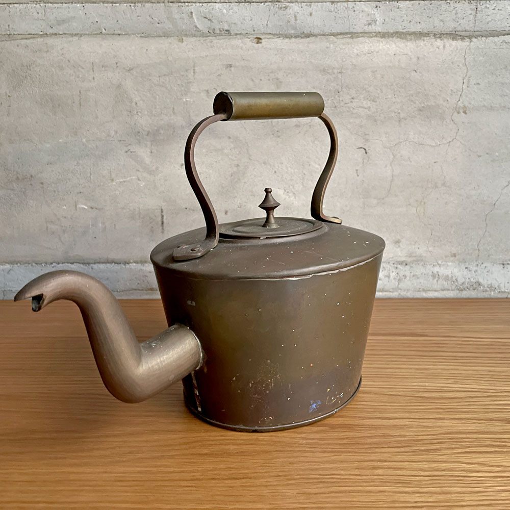 ヨーロッパビンテージ European Vintage 真鍮製 ケトル やかん 薬缶 アンティーク 古道具 レトロ アンティーク ディスプレイ ♪