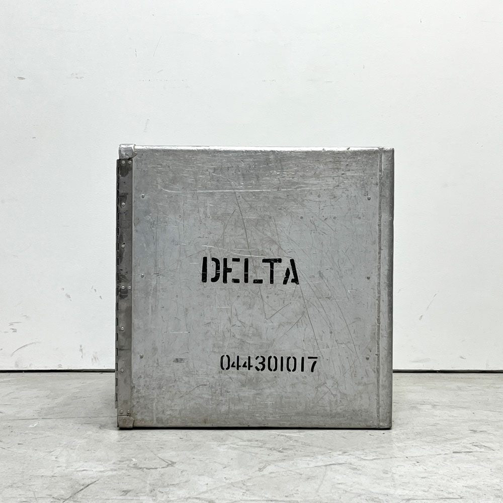DELTA航空 ビンテージ ギャレーコンテナ ボックス Galley Box アルミ製 1ドア 6段 棚板付き 1960～70`s US Vintage B ●