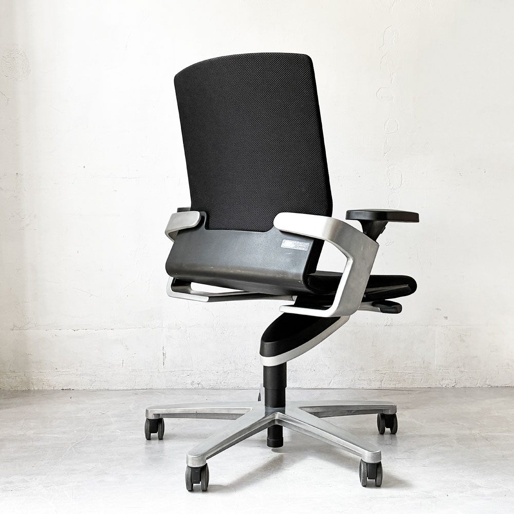 ウィルクハーン Wilkhahn オンチェア ON Chair デスクチェア ミドルバック キャスターチェア アーム可動 座面昇降 ドイツ グッドデザイン賞 ★