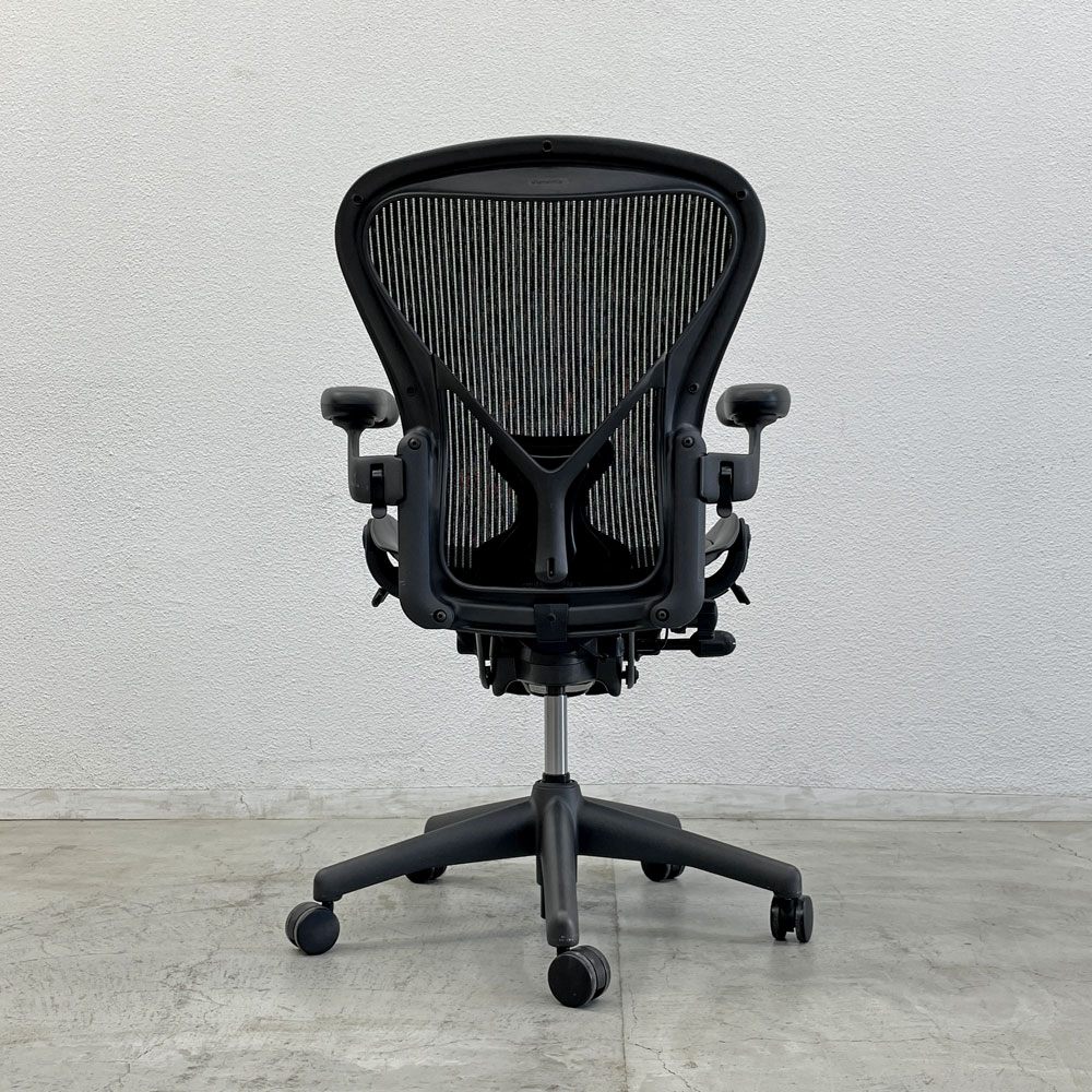 ハーマンミラー Herman Miller アーロンチェア クラシック Bサイズ ポスチャーフィット フル装備 グラファイトベース デスクチェア オフィスチェア 〓