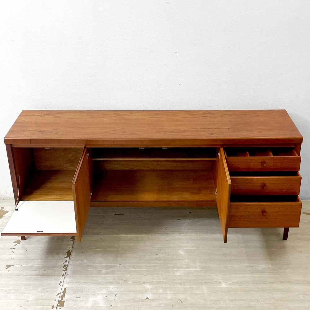 ネイサンファニチャー Nathan Furniture サークルズ サイドボード Circles Sideboard チーク材 Patrick Lee W183cm 北欧スタイル ビンテージ 英国 ●