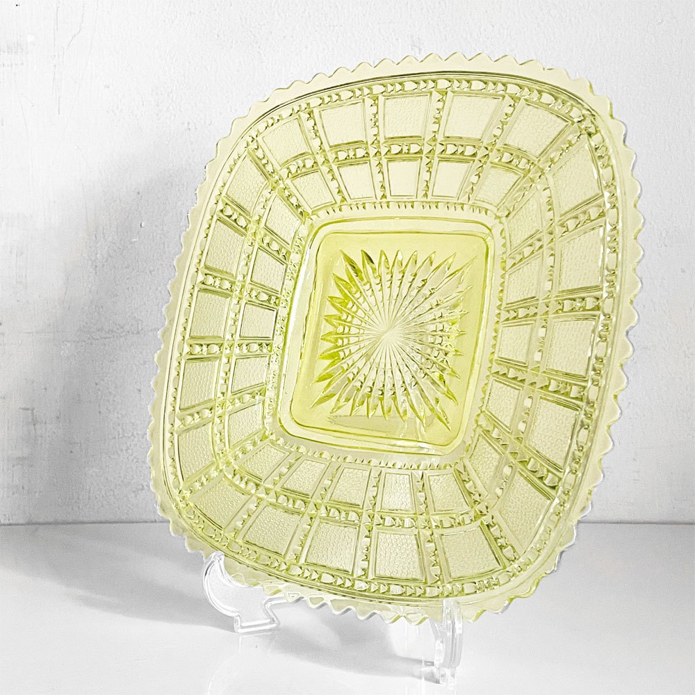 インペリアルグラス Imperial Glass ビーデッドブロック Beaded Block スクエアプレート ガラス イエロー W19.5cm USビンテージ A ■