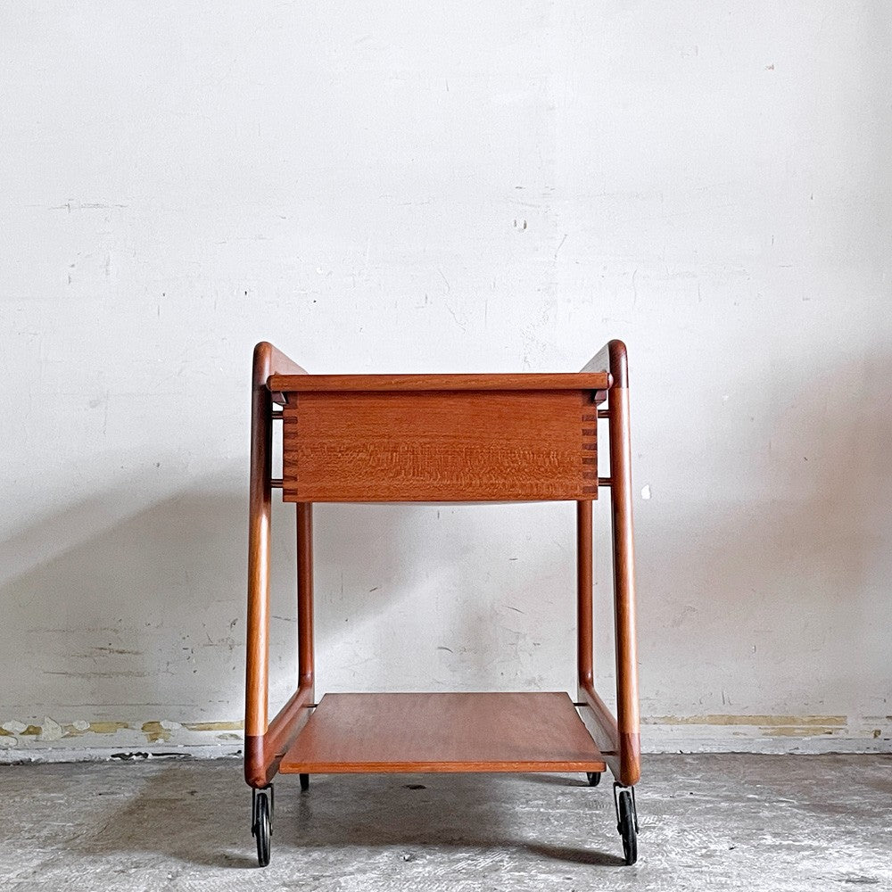 シカモブラー Sika Mobler ビンテージ vintage ソーイングワゴン トロリー キャスター付き チーク材 デンマーク 北欧家具 ■
