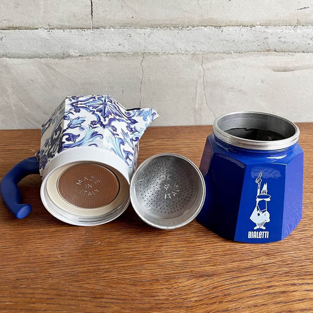 ビアレッティ BIALETTI × ドルチェ&ガッバーナ Dolce & Gabbana モカインダクション ブルーメディテラネオ モカエキスプレス マキネッタ エスプレッソメーカー 6カップ用 直火式 イタリア ♪