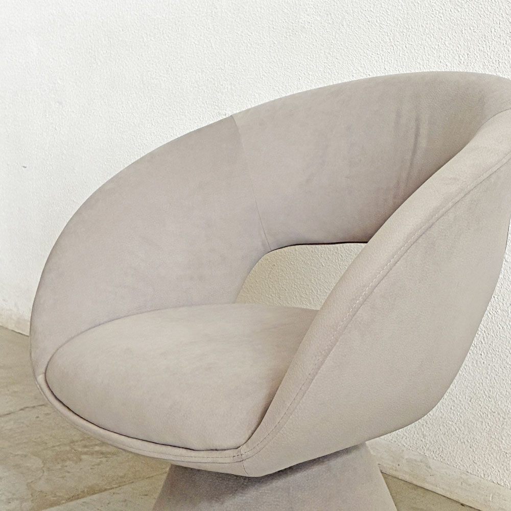 モーダエンカーサ moda en casa エアロチェア AERO chair ダイニングチェア 回転式 elephant 参考定価￥41,800- B 〓