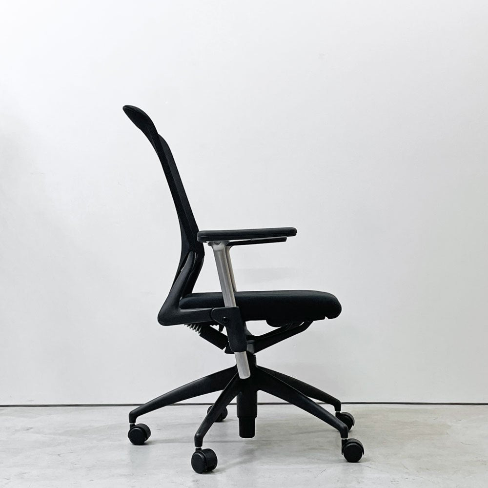 ヴィトラ vitra メダ2チェア MEDAⅡ オフィスチェア デスクチェア 昇降機能 リクライニングロック ブラック アルベルト・メダ 現状品 ●