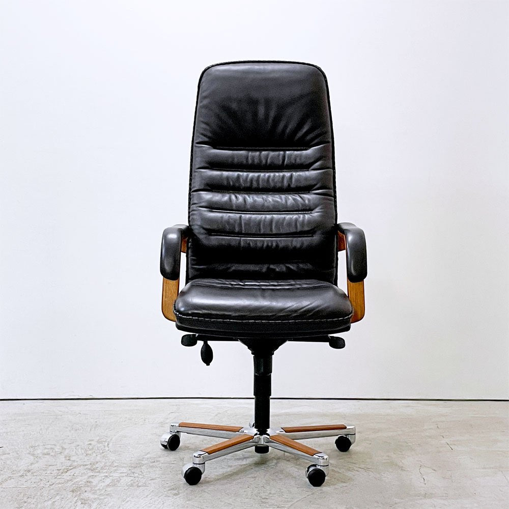 ベルグファニチャー Berg Furniture 89-11 デスクチェア ハイバック エアクッション付き プライウッド 手縫いステッチ デンマーク 参考価格\433,650~ ●