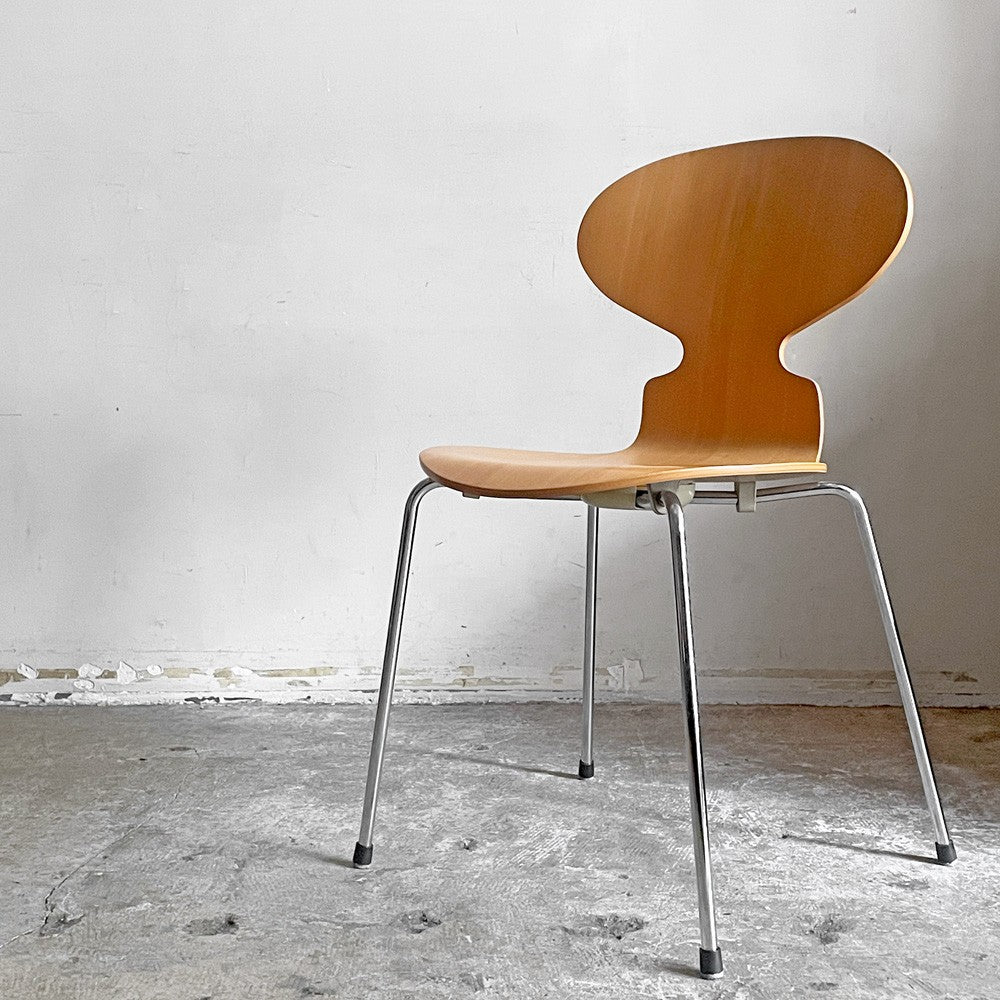 フリッツハンセン Fritz Hansen 3101 アリンコチェア アントチェア 4本脚 ナチュラルビーチ ラッカー仕上げ フェルトグライズ アルネ・ヤコブセン B ■